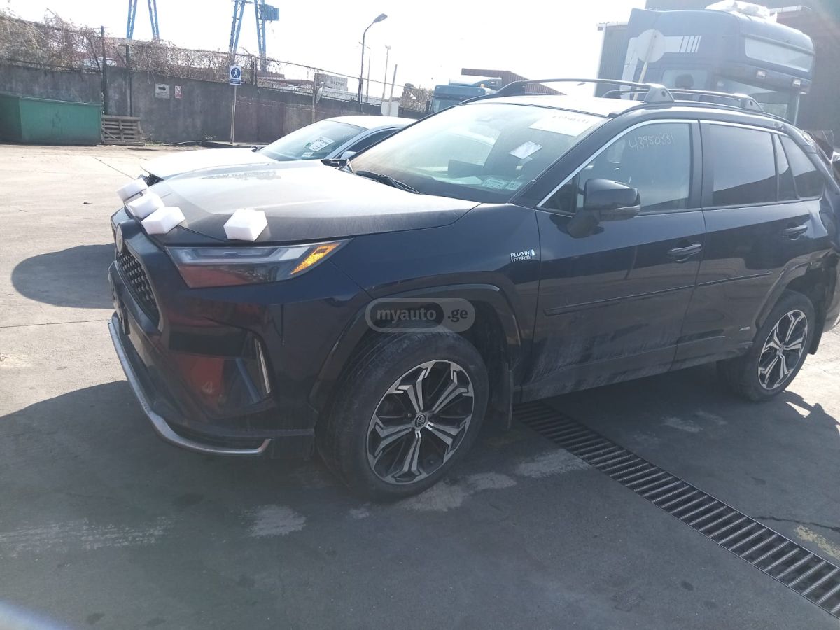 Toyota RAV 4 - фото 7