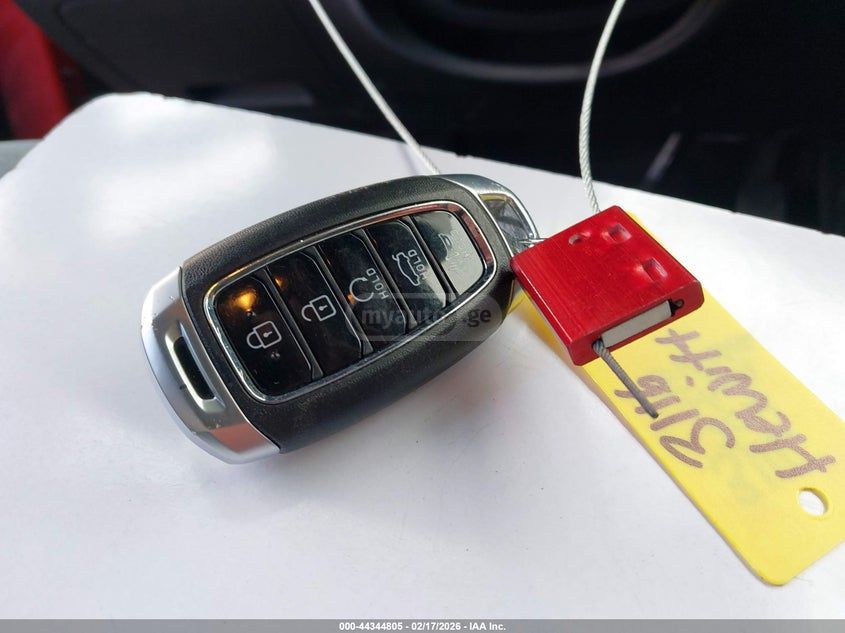 Hyundai Elantra - фото 10