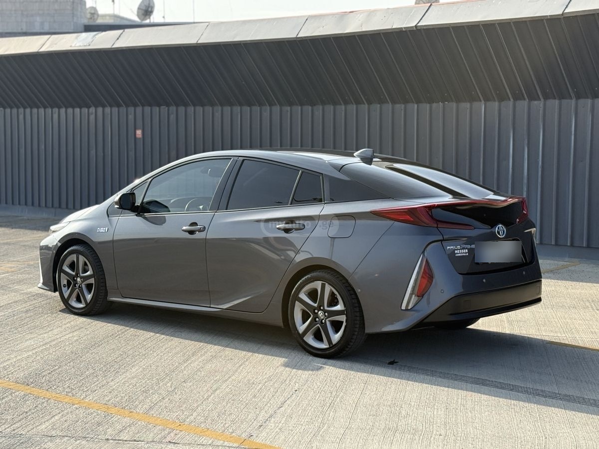 Toyota Prius - фото 7