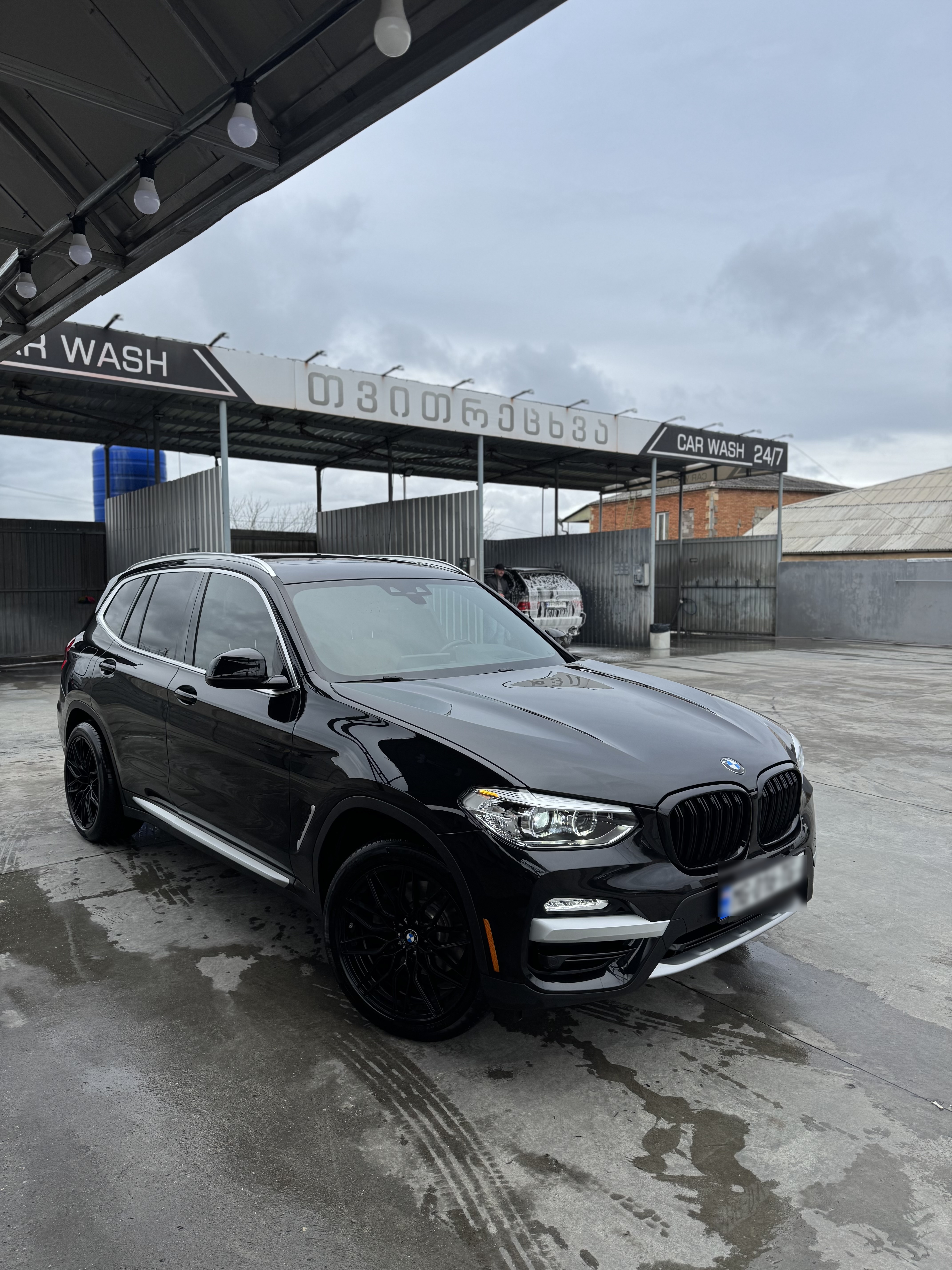 BMW X3 - фото 1