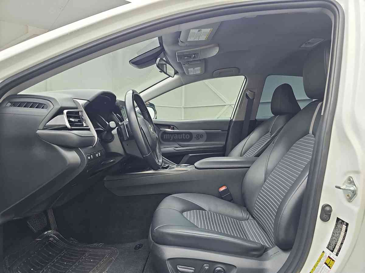 Toyota Toyota Camry — миниатюра 9