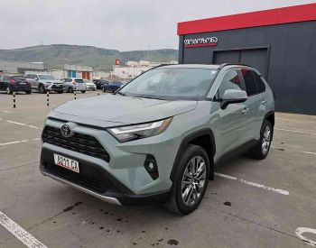ToyotaRAV 4