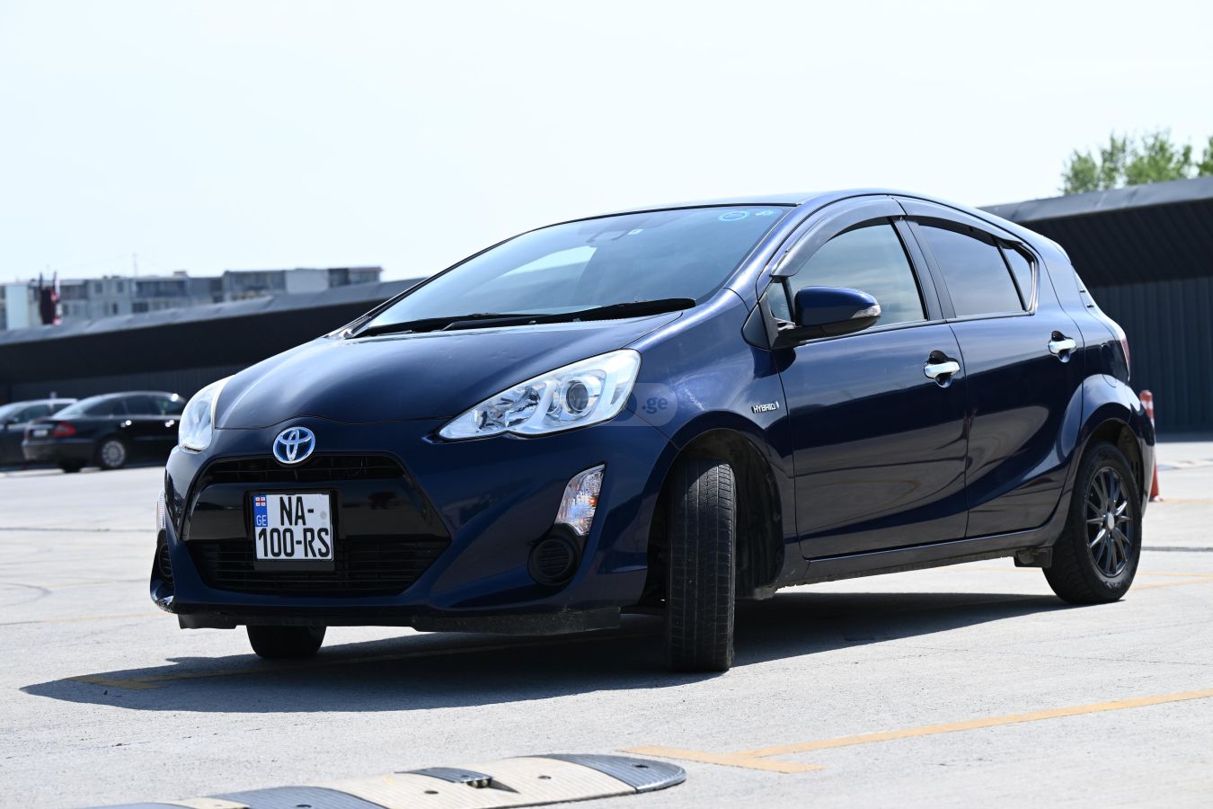 Toyota Aqua - фото 1