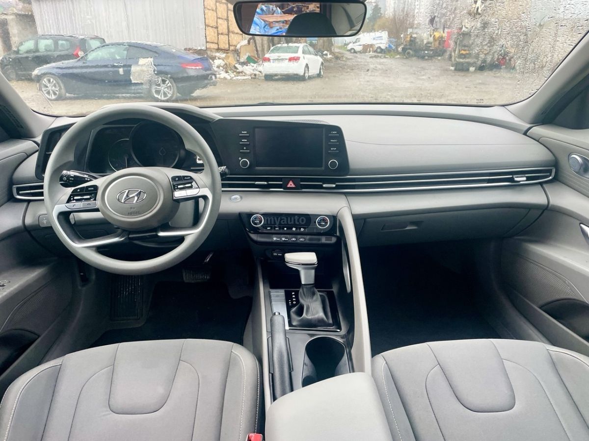 Hyundai SE 4dr Sedan CVT — миниатюра 12