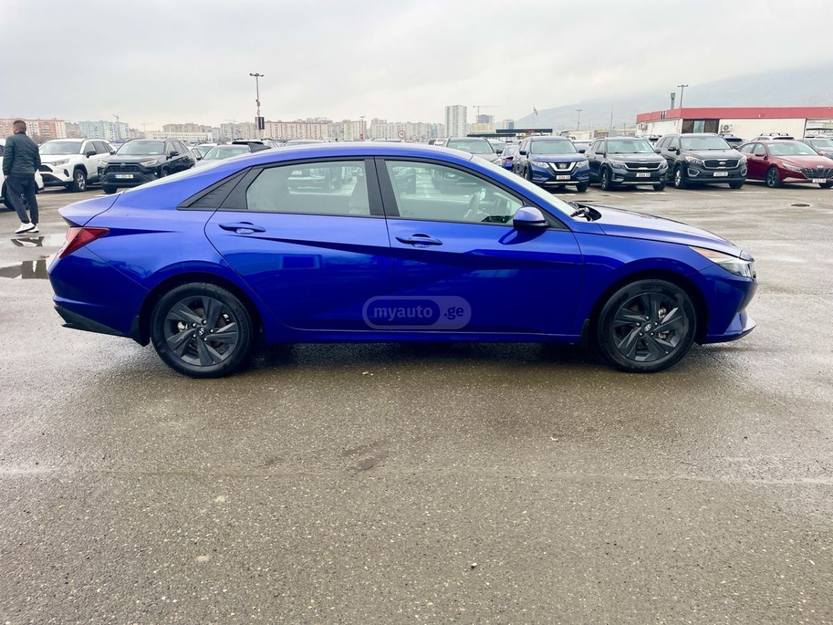 Hyundai SE 4dr Sedan CVT — миниатюра 5