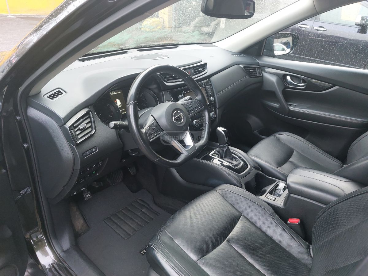 Nissan Rogue - фото 1