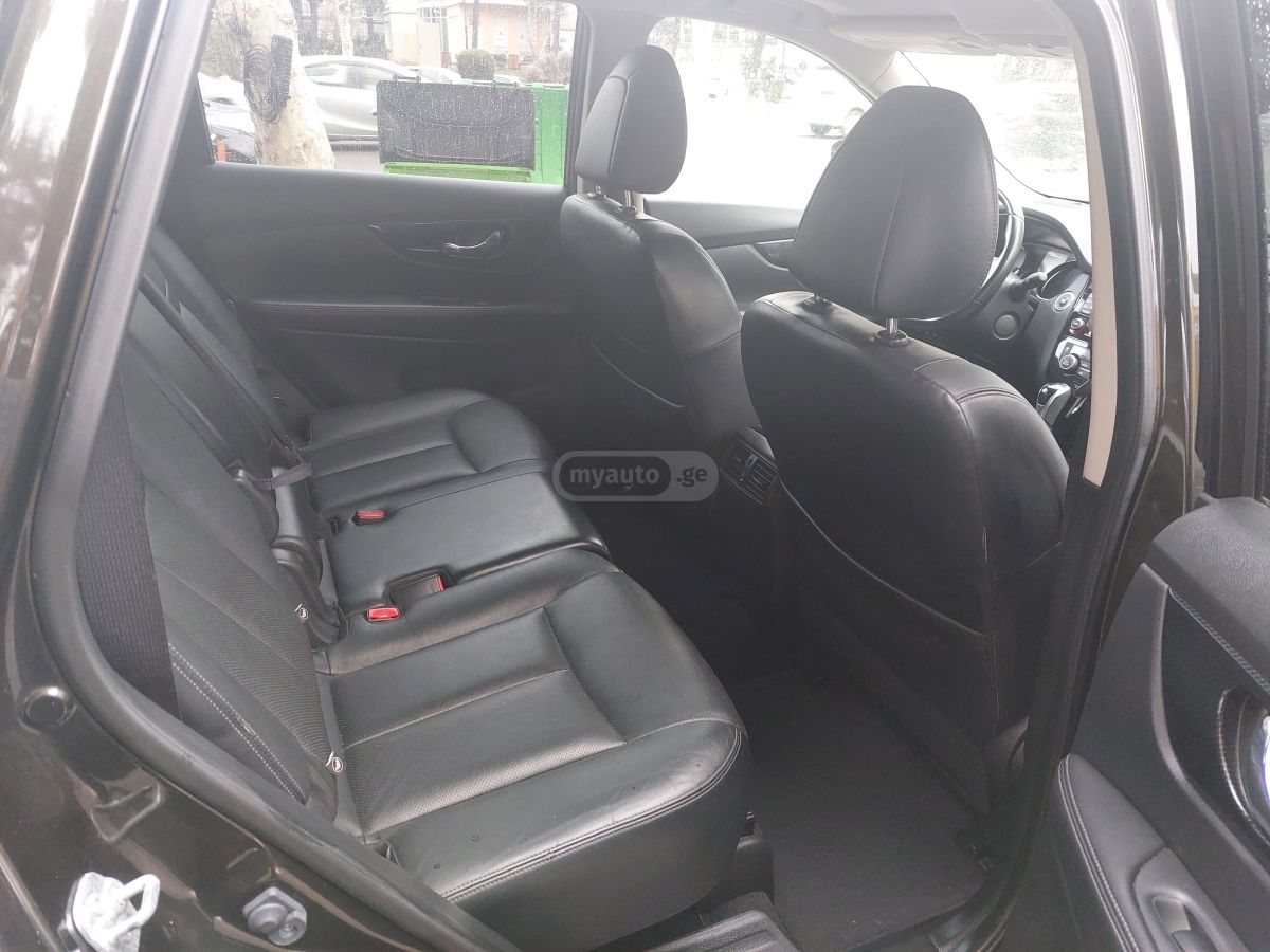 Nissan Rogue - фото 5