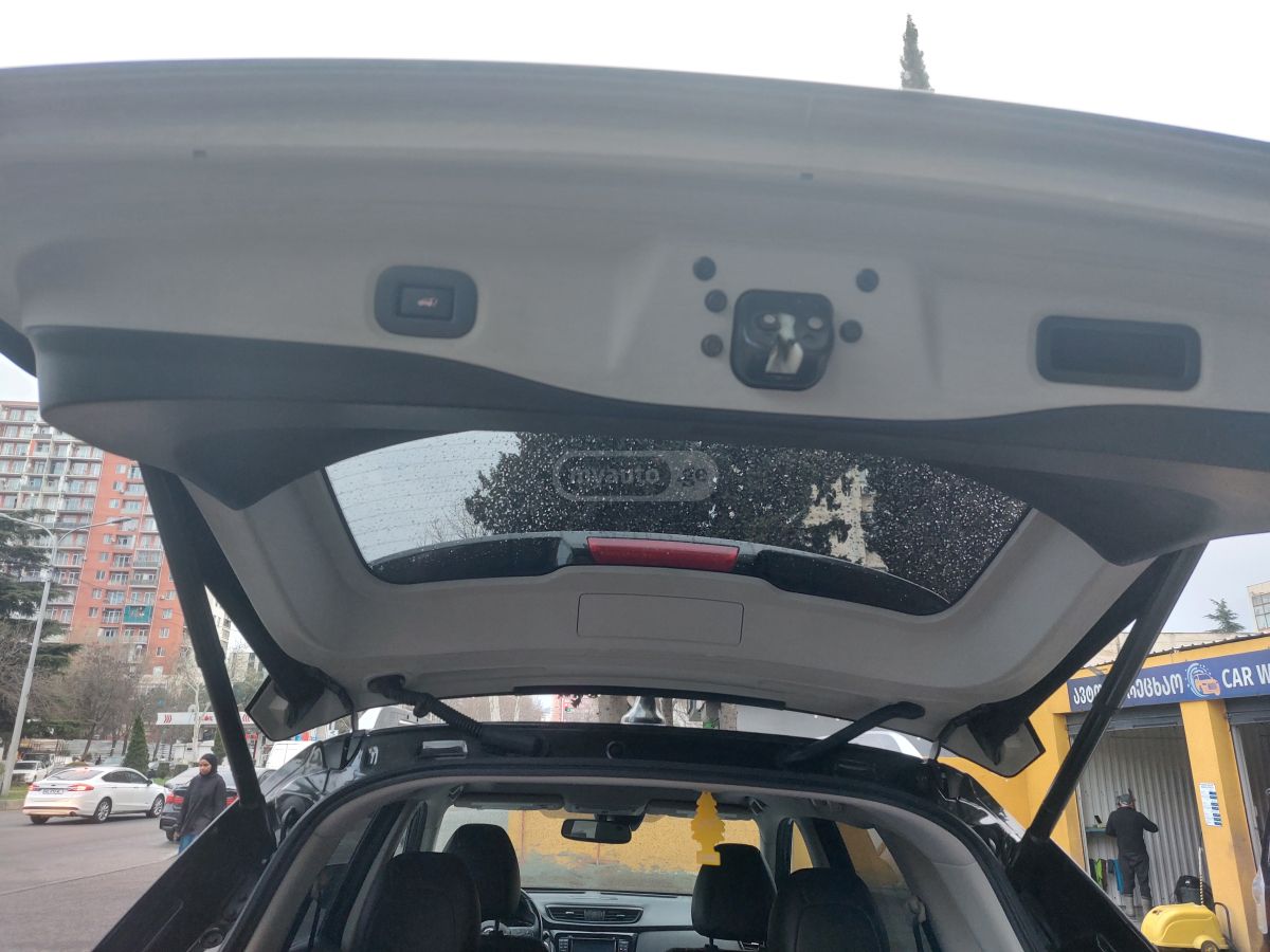 Nissan Rogue - фото 7