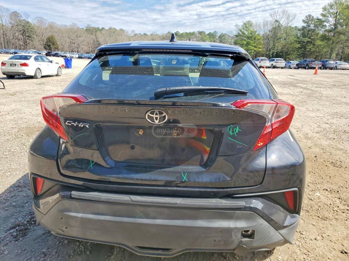 Toyota CHR - фото 6