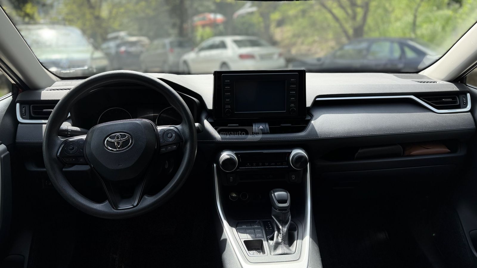 Toyota Rav 4 - фото 4