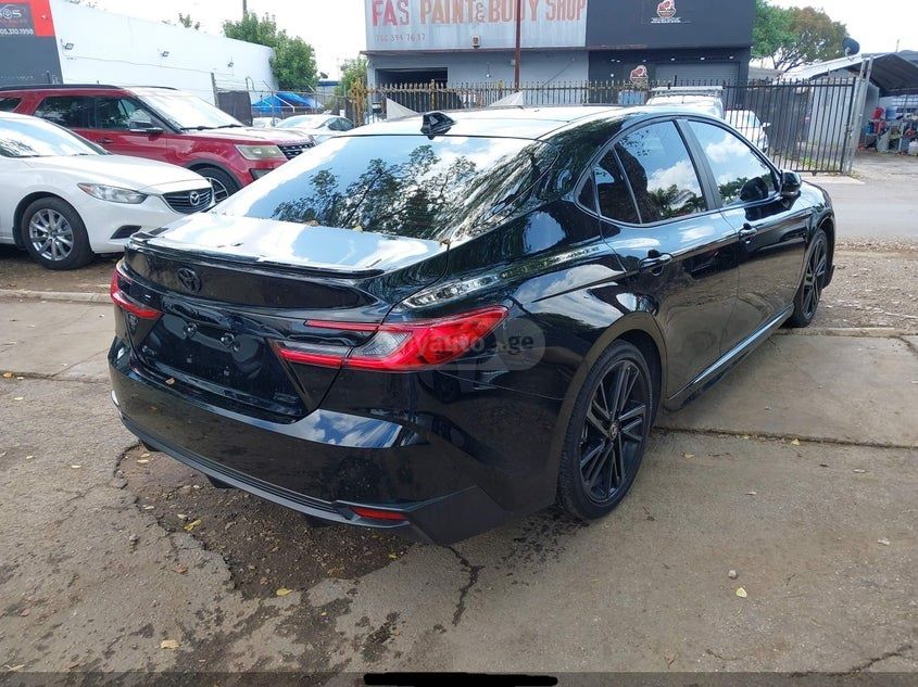 Toyota XSE — миниатюра 3