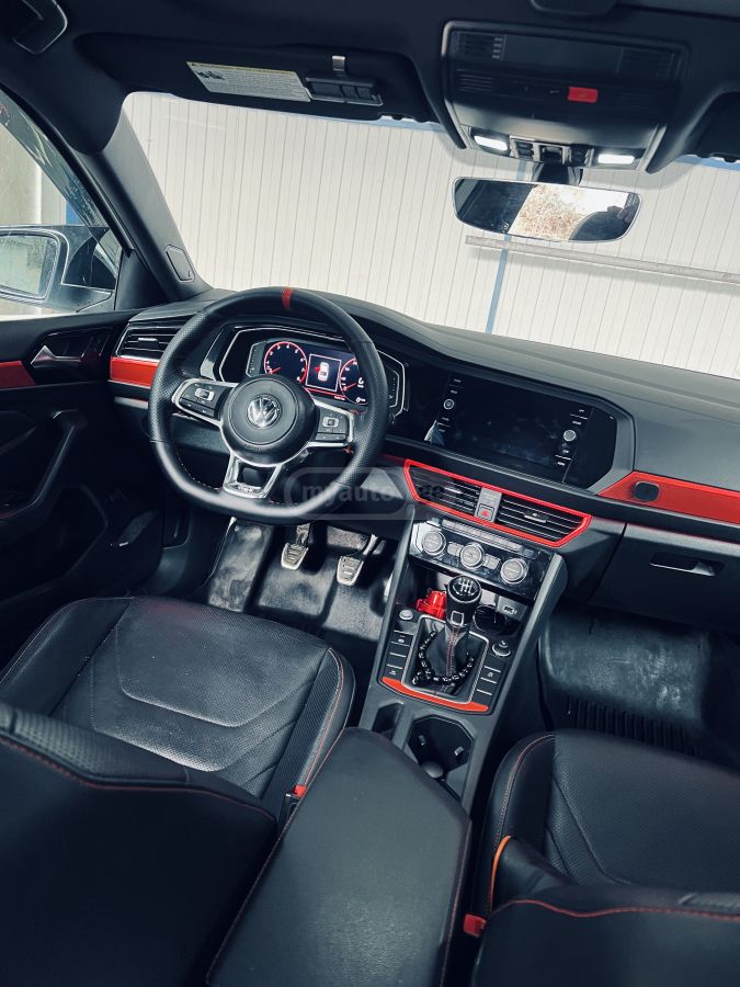 Volkswagen Jetta - фото 12