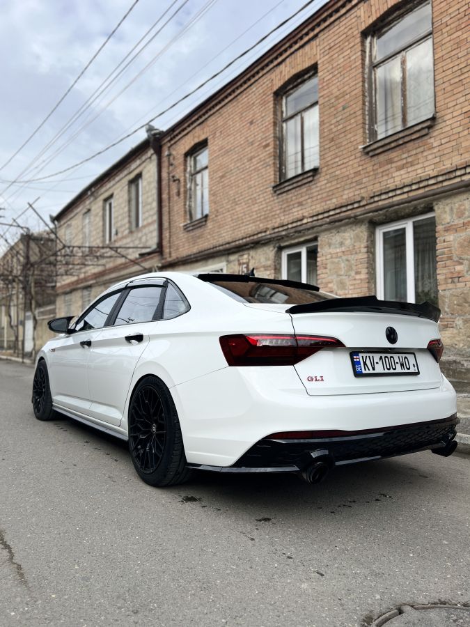 Volkswagen Jetta - фото 8