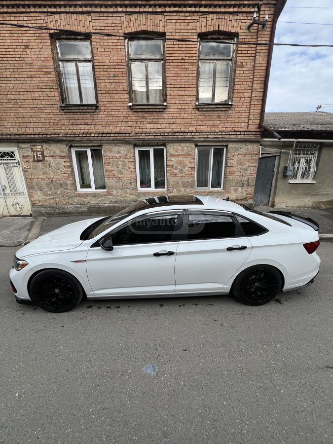 Volkswagen Jetta - фото 9