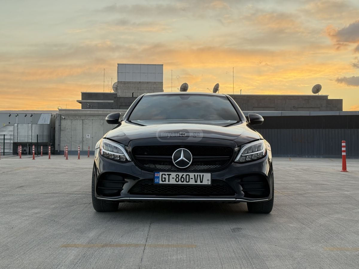 Mercedes-Benz C 43 AMG - фото 1