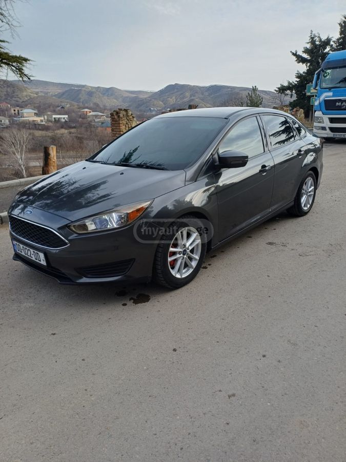 Ford Focus - фото 4