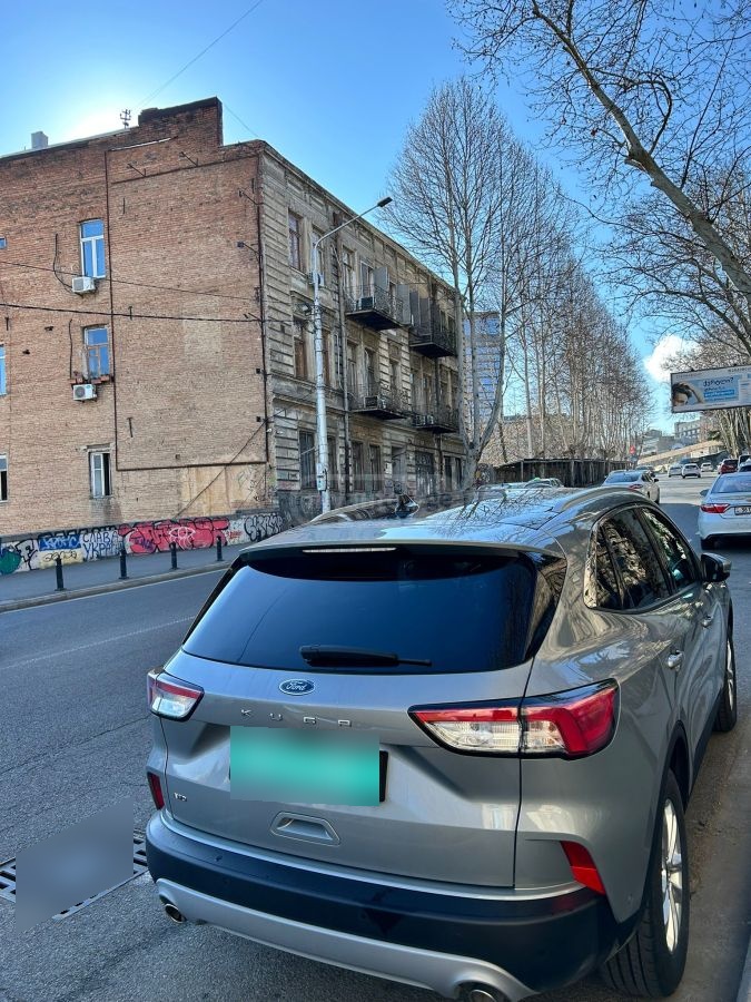 Ford Kuga - фото 7