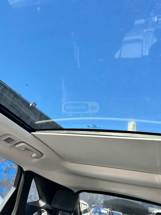 Ford Kuga - фото 9