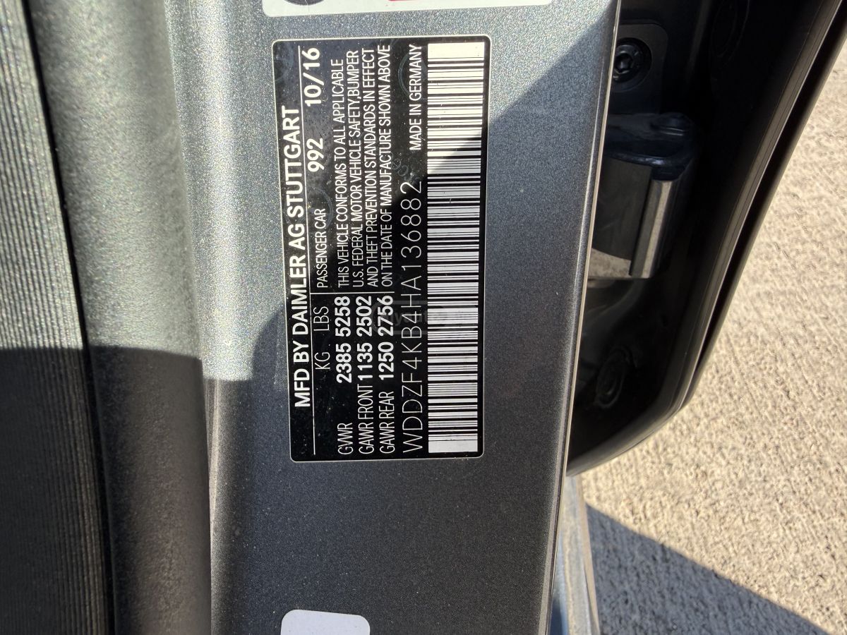 Mercedes-Benz E 300 - фото 10