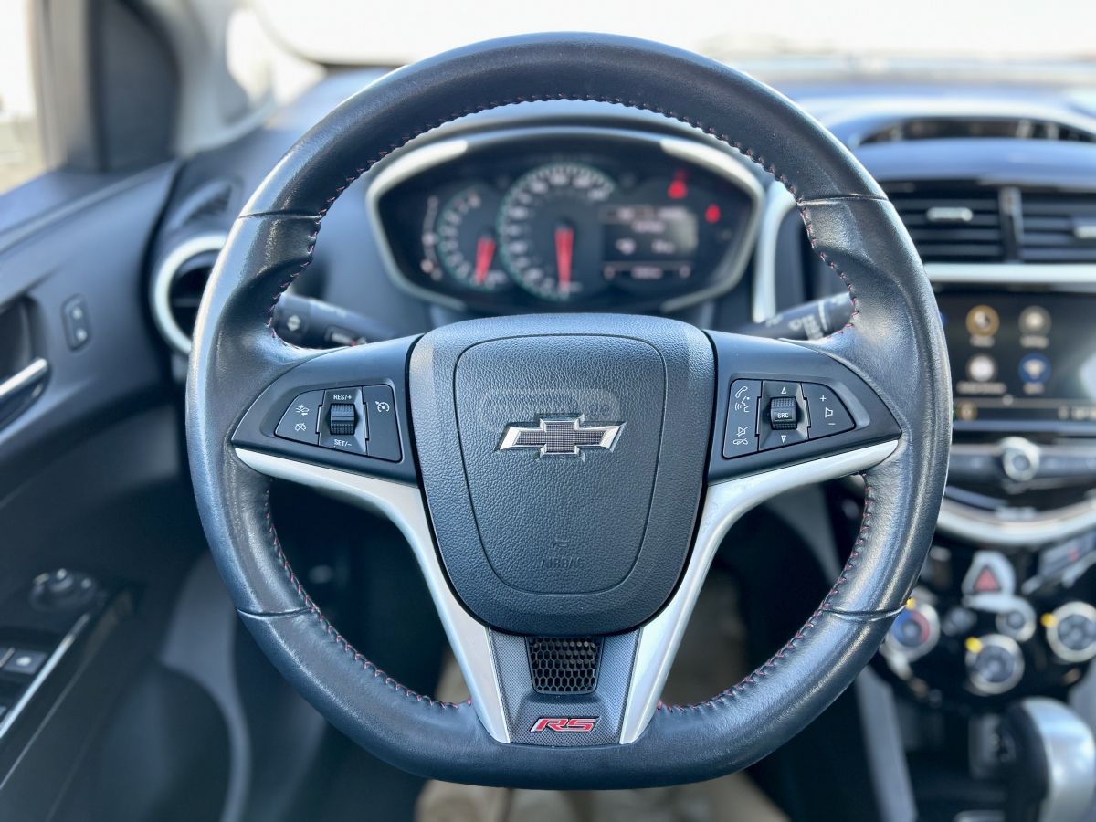 Chevrolet Sonic - фото 10