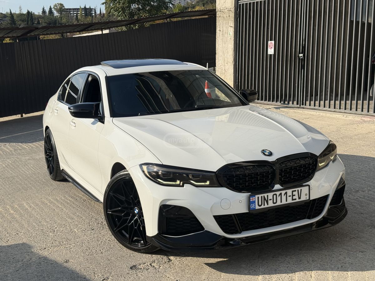 BMW 330 - фото 1
