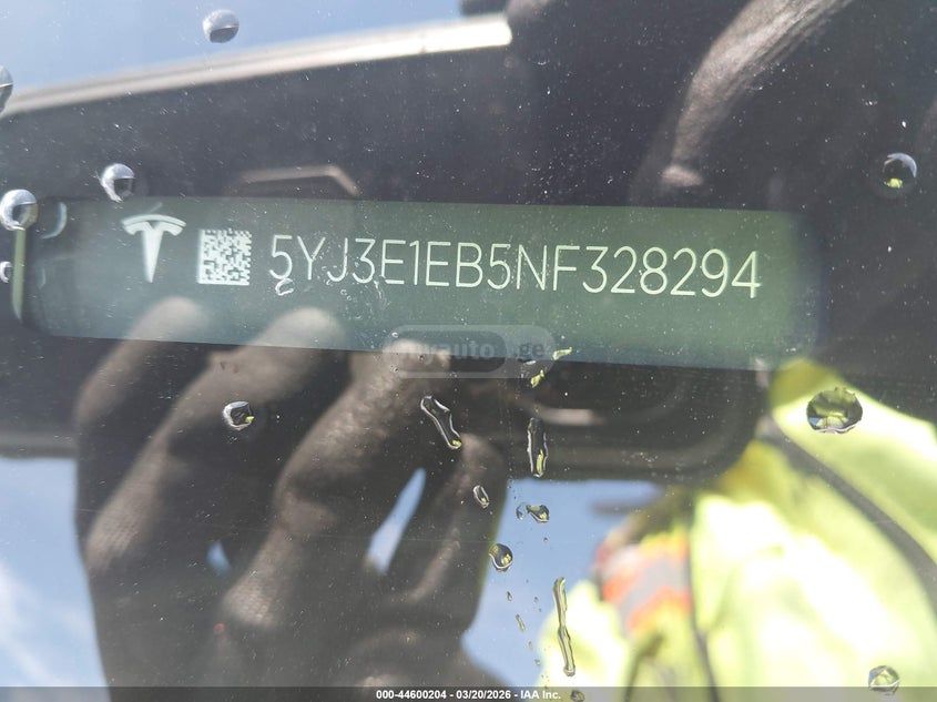 Tesla Model 3 - фото 9