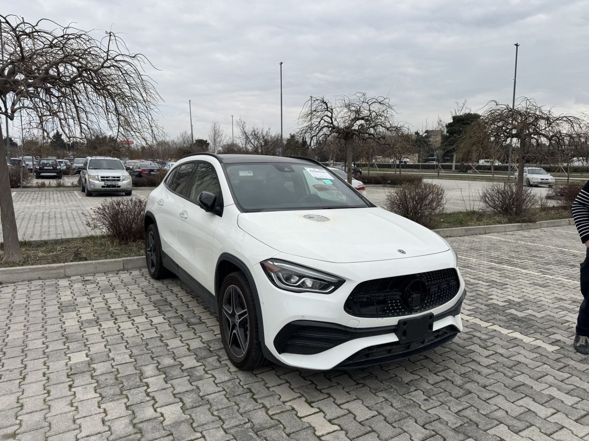 Mercedes-Benz Base GLA 250 4dr Front-Wheel D — миниатюра 1
