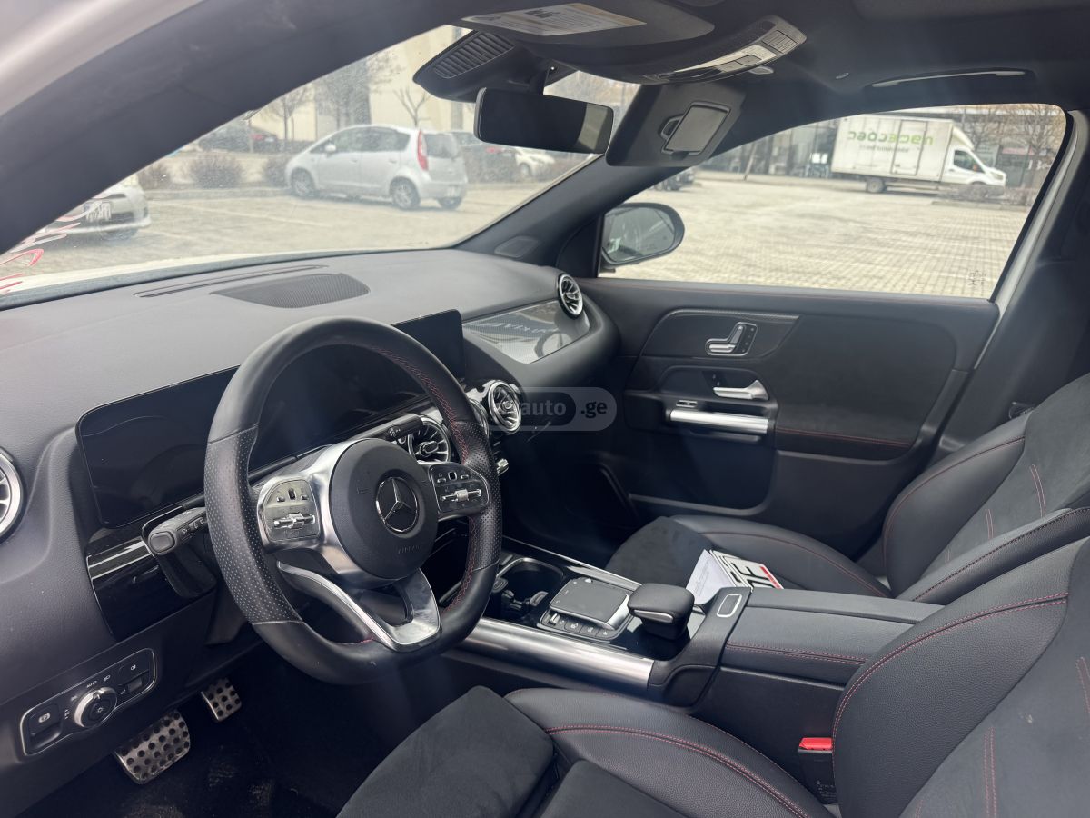 Mercedes-Benz Base GLA 250 4dr Front-Wheel D — миниатюра 10