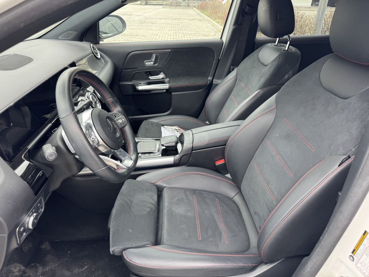 Mercedes-Benz Base GLA 250 4dr Front-Wheel D — миниатюра 6