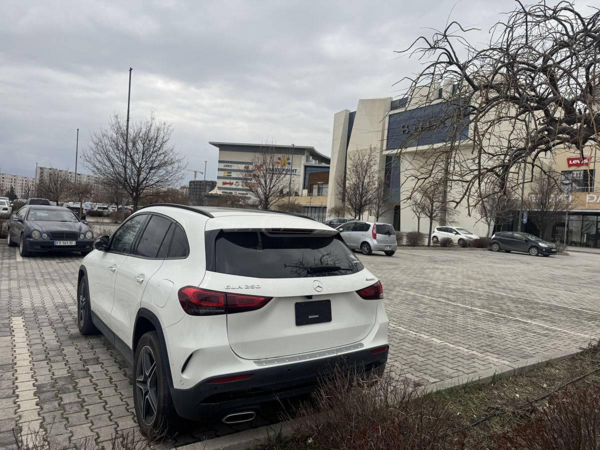 Mercedes-Benz Base GLA 250 4dr Front-Wheel D — миниатюра 7