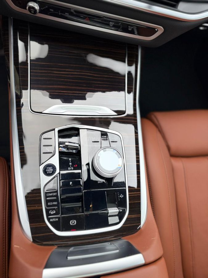 BMW X7 M 2025 — миниатюра 14