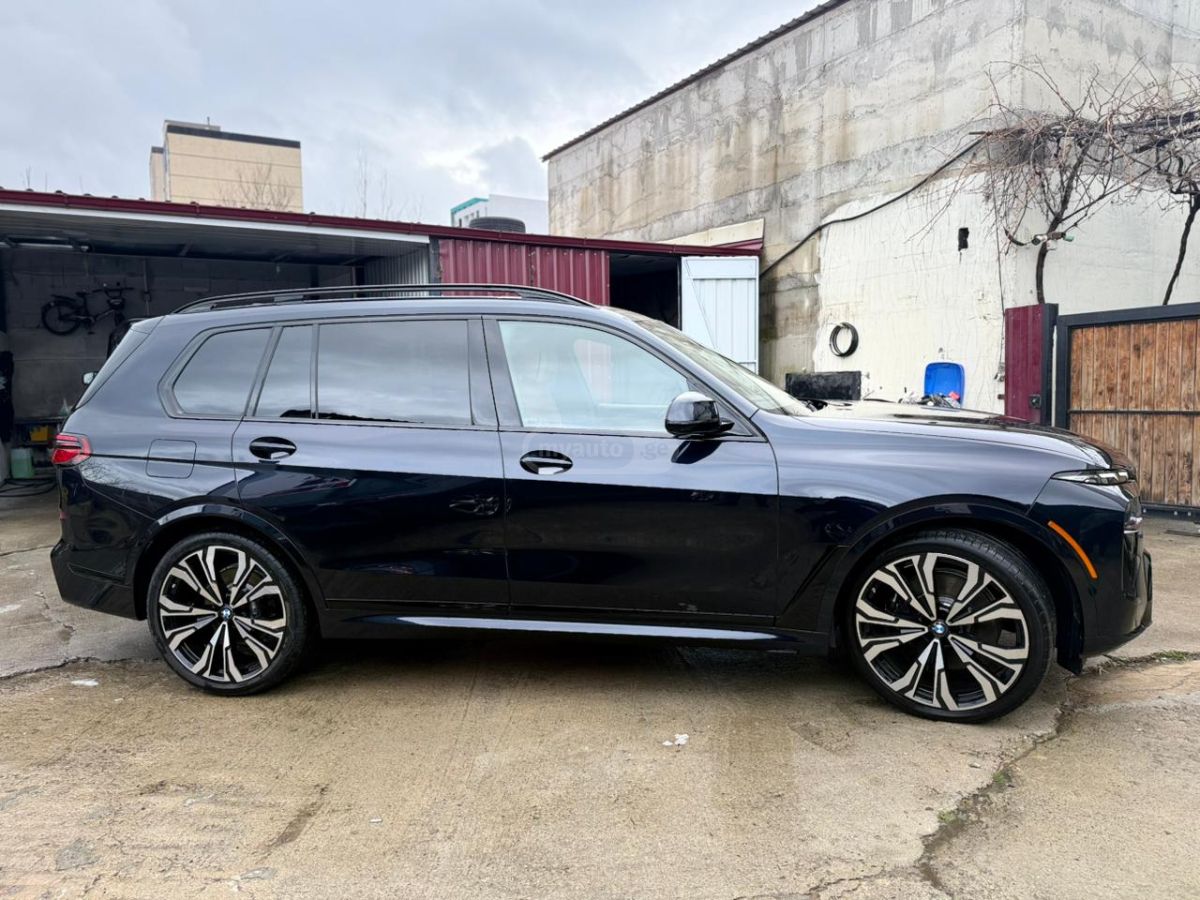 BMW X7 M 2025 — миниатюра 3