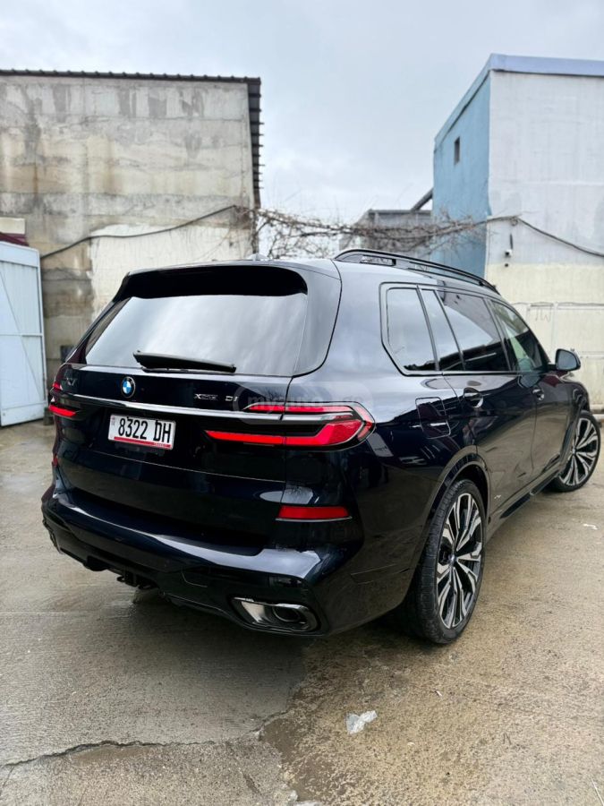 BMW X7 M 2025 — миниатюра 4