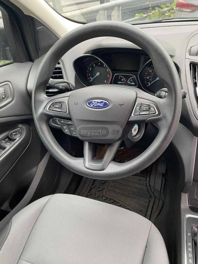 Ford Escape - фото 7