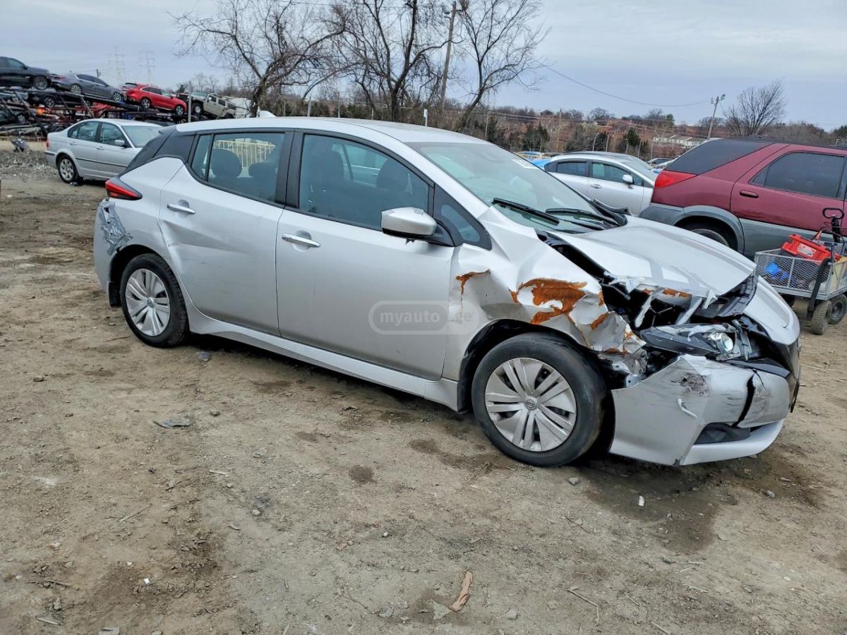 Nissan Leaf 2023 — миниатюра 4