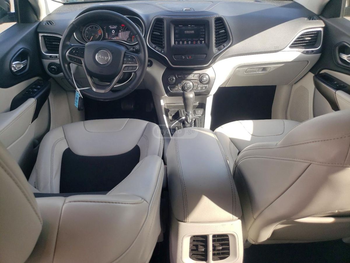 Jeep Cherokee - фото 8