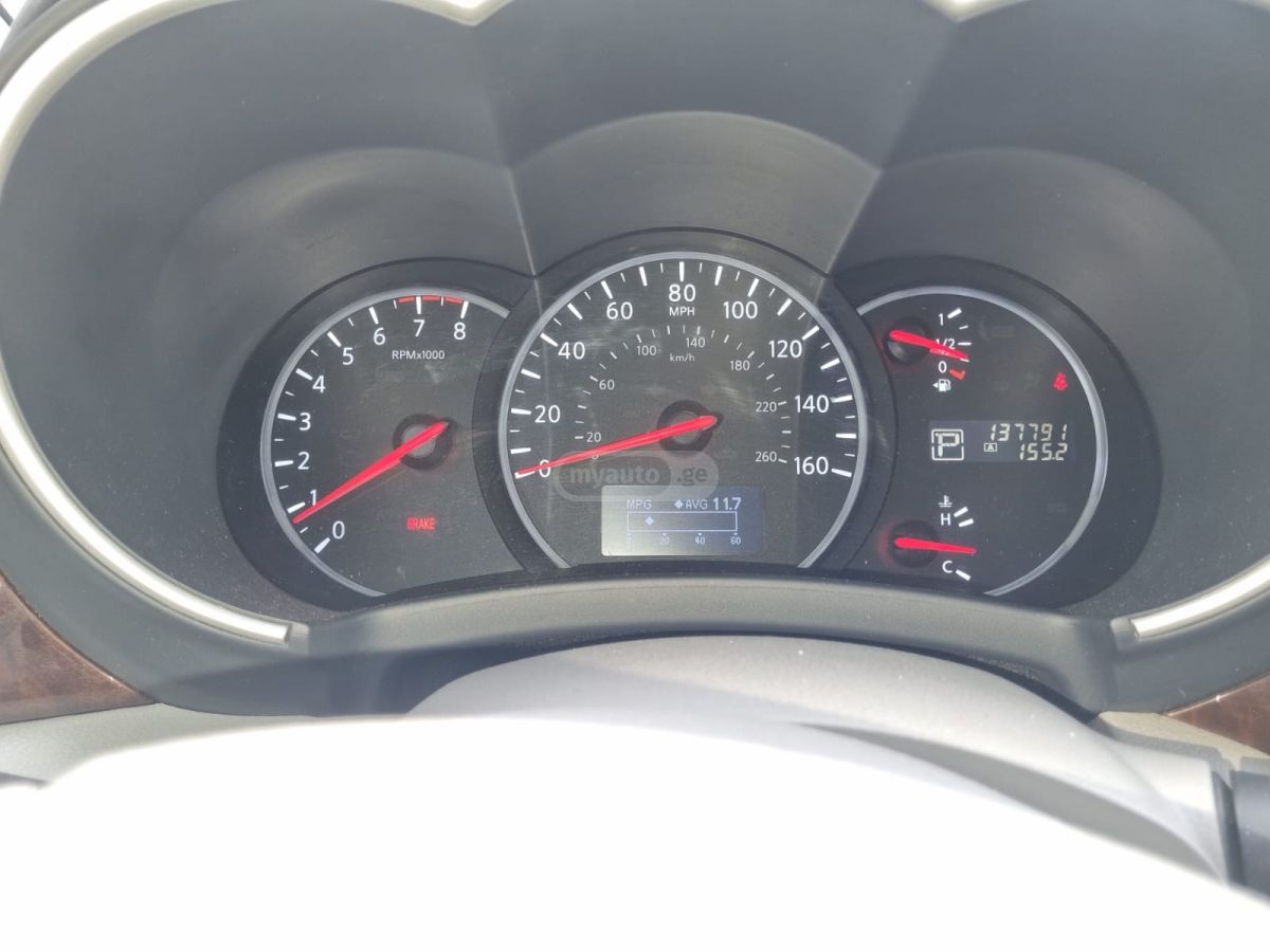 Nissan Quest - фото 10