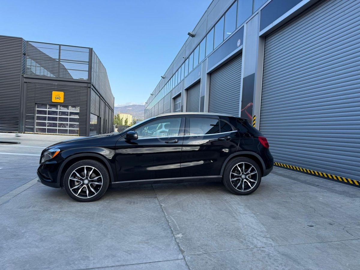Mercedes-Benz GLA 250 - фото 2