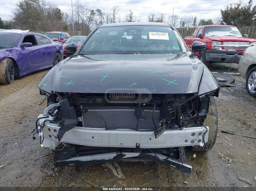 Toyota Crown 2024 — миниатюра 12