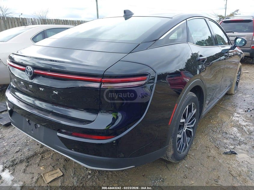 Toyota Crown 2024 — миниатюра 4