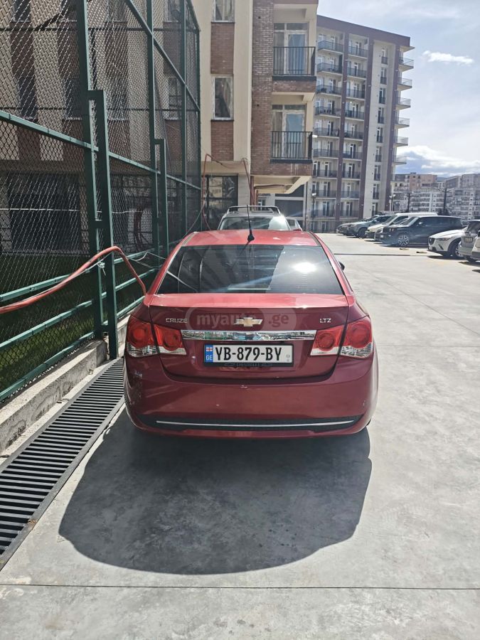 Chevrolet Cruze - фото 4