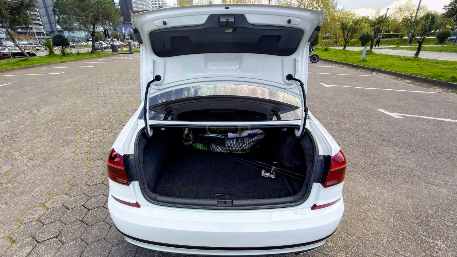 Volkswagen Passat - фото 10