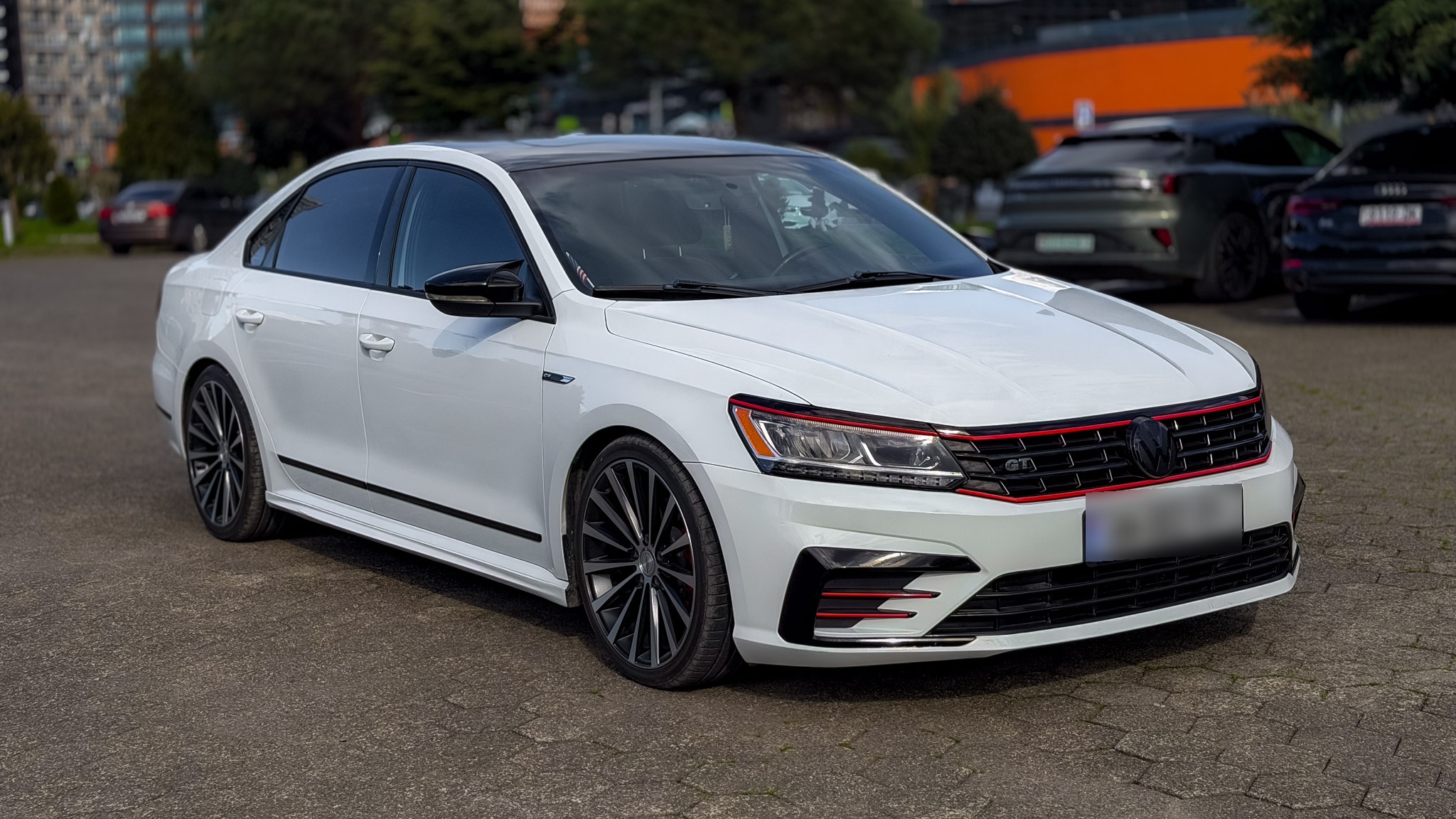 Volkswagen Passat - фото 2