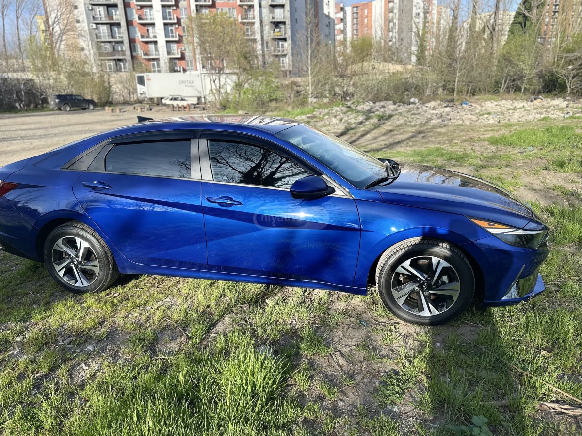 Hyundai Elantra - фото 7