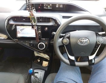 Toyota Aqua - фото 11