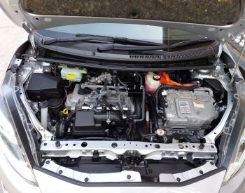 Toyota Aqua - фото 13