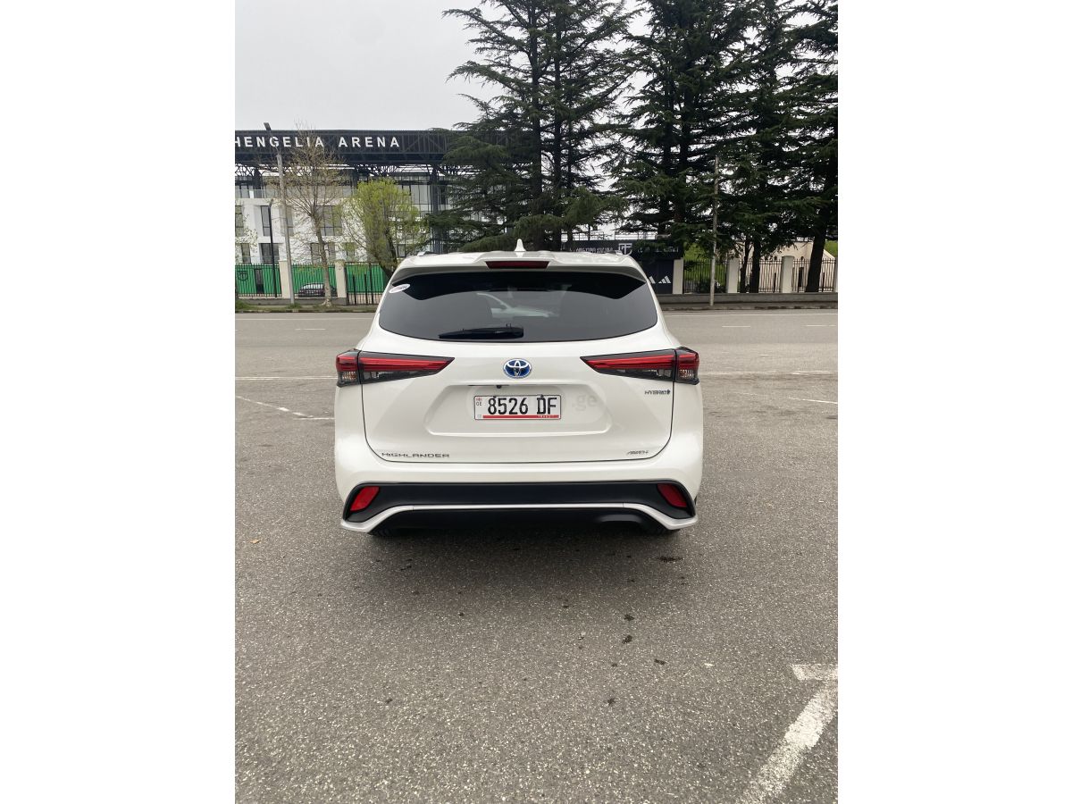 Toyota Highlander - фото 4