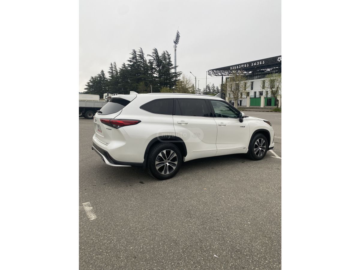 Toyota Highlander - фото 6