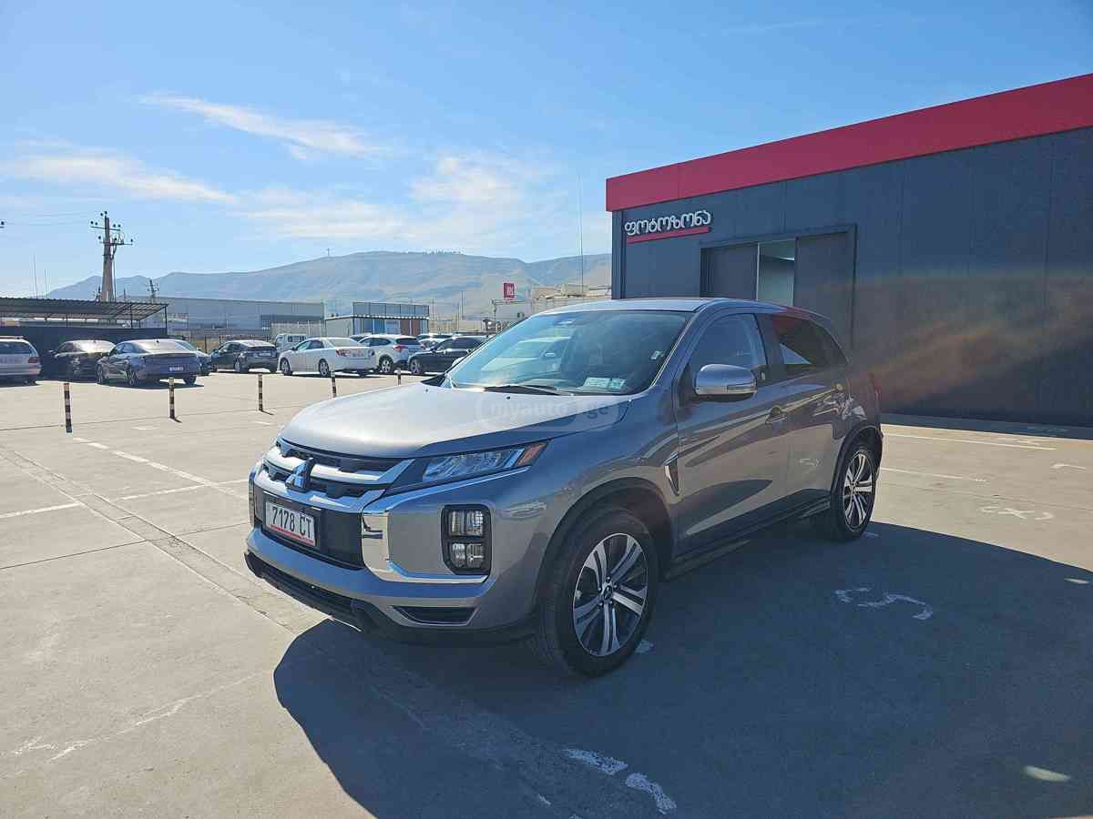 Mitsubishi Outlander Mitsubishi Outlander Sport 2025 — миниатюра 1