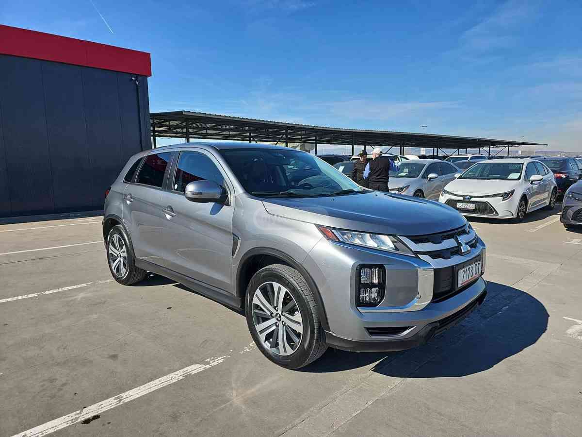 Mitsubishi Mitsubishi Outlander Sport — миниатюра 3